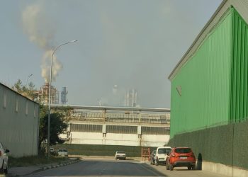 Bursa’da orman eserleri fabrikasında yangın