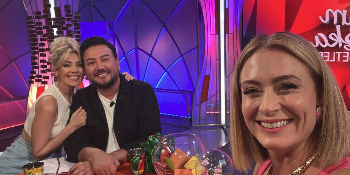 Ceyda Düvenci’nin konuğu Onur Büyüktopçu ve Burcu Binici oldu