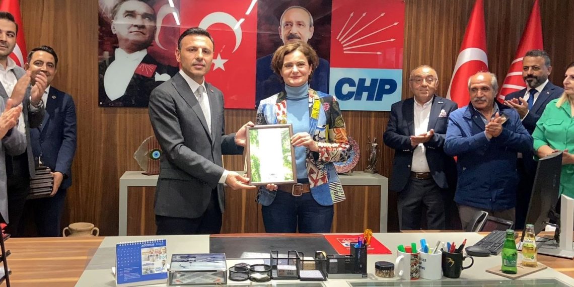 CHP İstanbul’da evre teslim