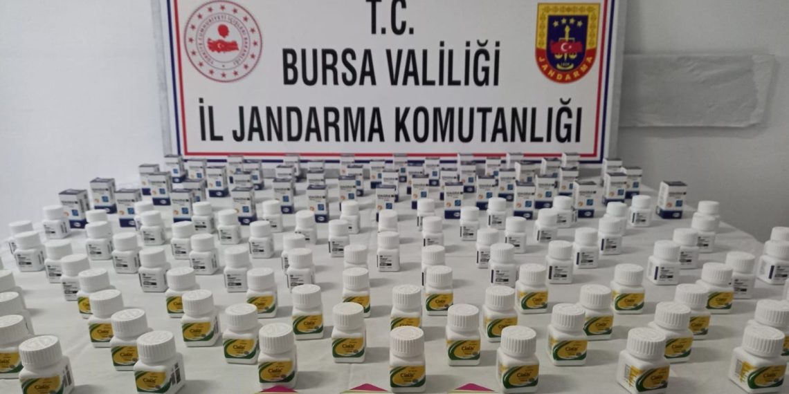 Cinsel gücü artırıcı düzmece ilaç operasyonu: 2 gözaltı