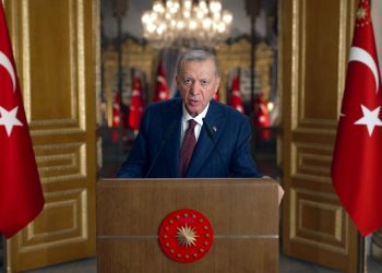 Cumhurbaşkanı Erdoğan: Zelzele konutlarının teslimine başlayacağız