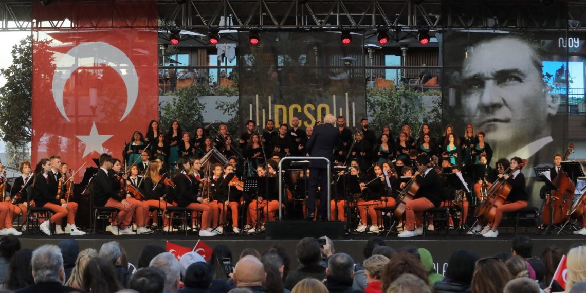 Doğuş Çocuk Senfoni Orkestrası’ndan Cumhuriyetin 100. yılına özel konser