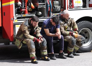 Dumandan etkilenen itfaiye eri şehit oldu