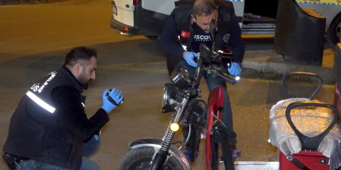 Dünürlerin silahlı hengamesinde kan aktı: Baba ve oğlu tüfekle vuruldu