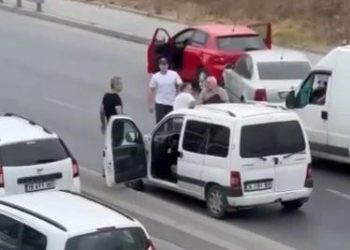 E-5’te yol verme tartışması