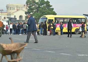 Ermeniler Karabağ’dan ayrılıyor