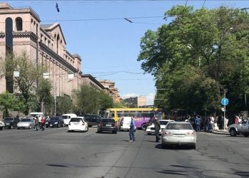 Ermenistan’ın başşehrinde sinagoga taarruz