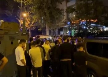 Esenyurt’ta alacak-verecek tartışması kanlı bitti: 1 meyyit