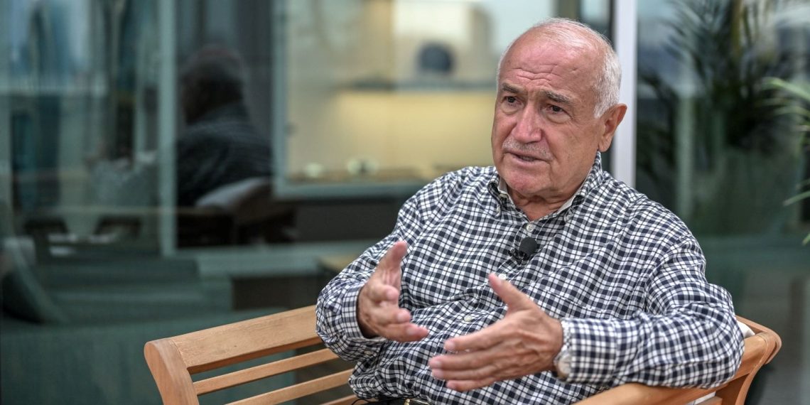 Eski TBMM Lideri Cemil Çiçek’ten yeni anayasa iletisi: “Ezberler bozulsun”