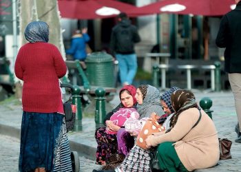 Eskişehir’de dilencilere para vermek artık yasak