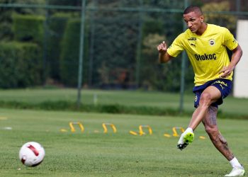 Fenerbahçe’nin yıldızı Becao’dan bağlantı ve özveri vurgusu