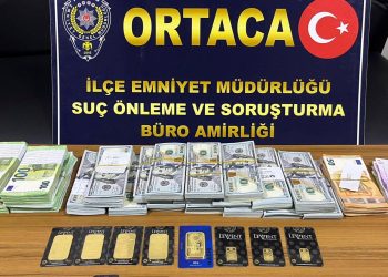 FETÖ palavrasıyla İngiliz bayanı 7 milyon TL dolandırdı