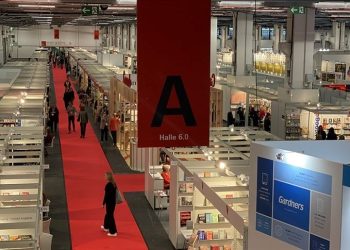 Frankfurt Kitap Fuarı’nda Filistinli müellif için yapılacak ödül merasiminin iptaline reaksiyonlar artıyor