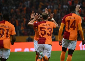 Galatasaray, Antalyaspor’a konuk olacak: Mümkün 11
