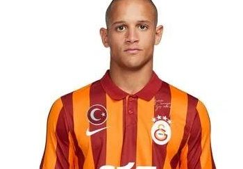 Galatasaray’ın yeni forması satışa çıktı