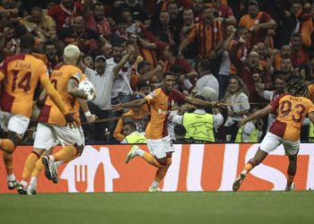 Galatasaraylı Tete’nin golü Şampiyonlar Ligi’nde haftanın en güzeline aday