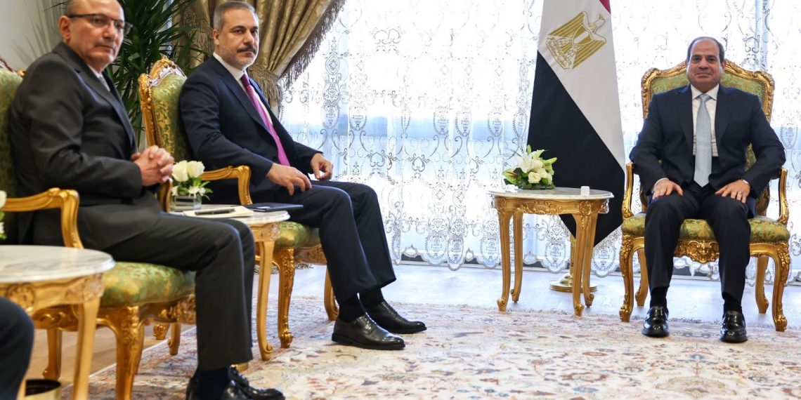 Gazze için ağır diplomasi trafiği sürüyor | Dışişleri Bakanı Fidan, Mısır Cumhurbaşkanı Sisi ile görüştü