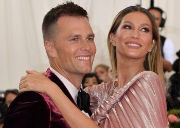 Gisele Bündchen güzelleşiyor: Ailem için çok zordu