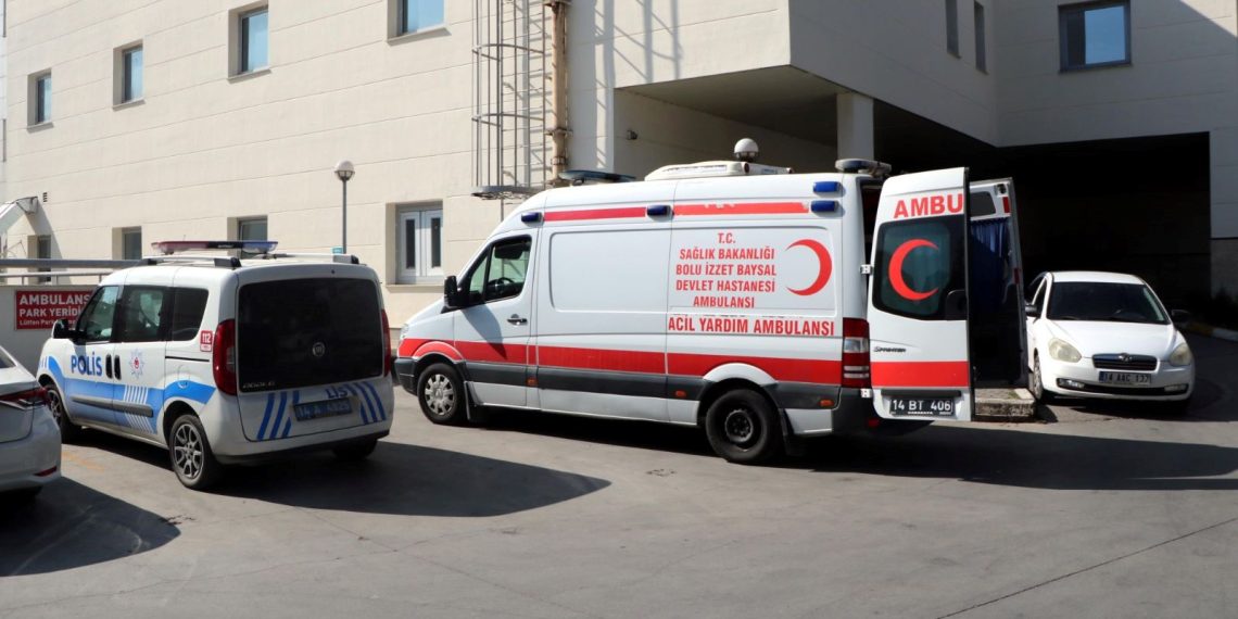 Huzurevi yemeği 18 kişiyi zehirledi