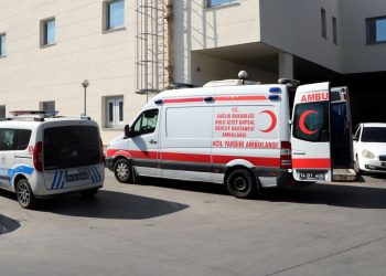 Huzurevi yemeği 18 kişiyi zehirledi