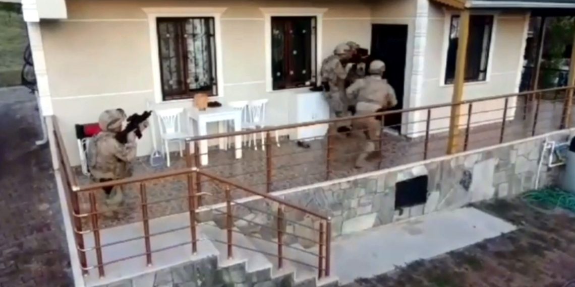 İçişleri Bakanı Yerlikaya: İnegöl Terkinler çetesi çökertildi, ele başı gözaltında