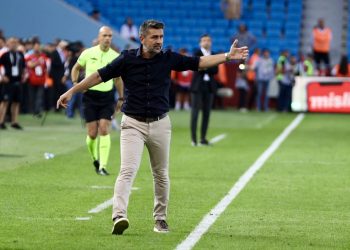 İdare heyetinden değişim kararı: Trabzonspor’da Nenad Bjelica gönderiliyor