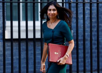 İngiliz Bakan’dan BM Mülteci Mukavelesi’nde ıslahat daveti