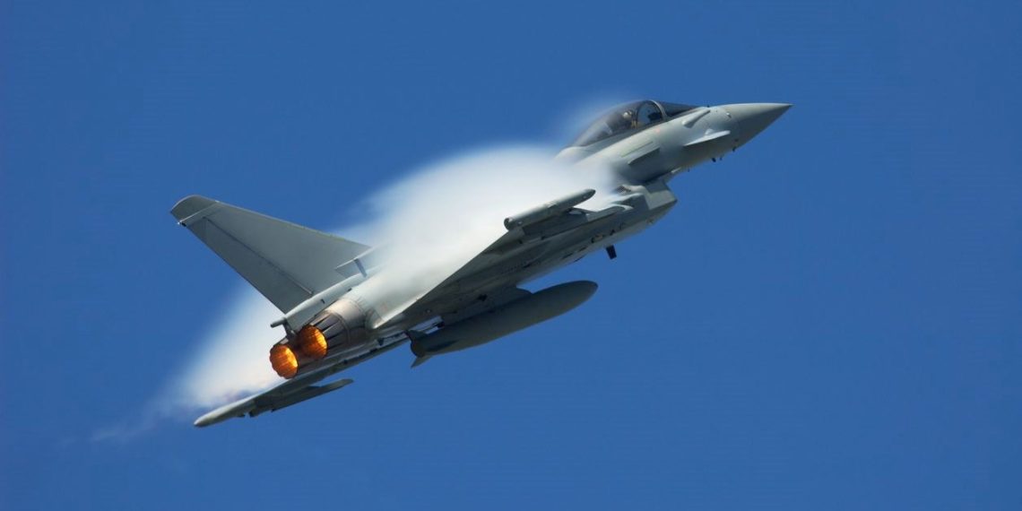 İngiliz savaş jetleri Polonya’da