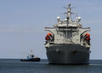 İngiltere, İsrail’e dayanak için Kraliyet Donanması’nı gönderecek