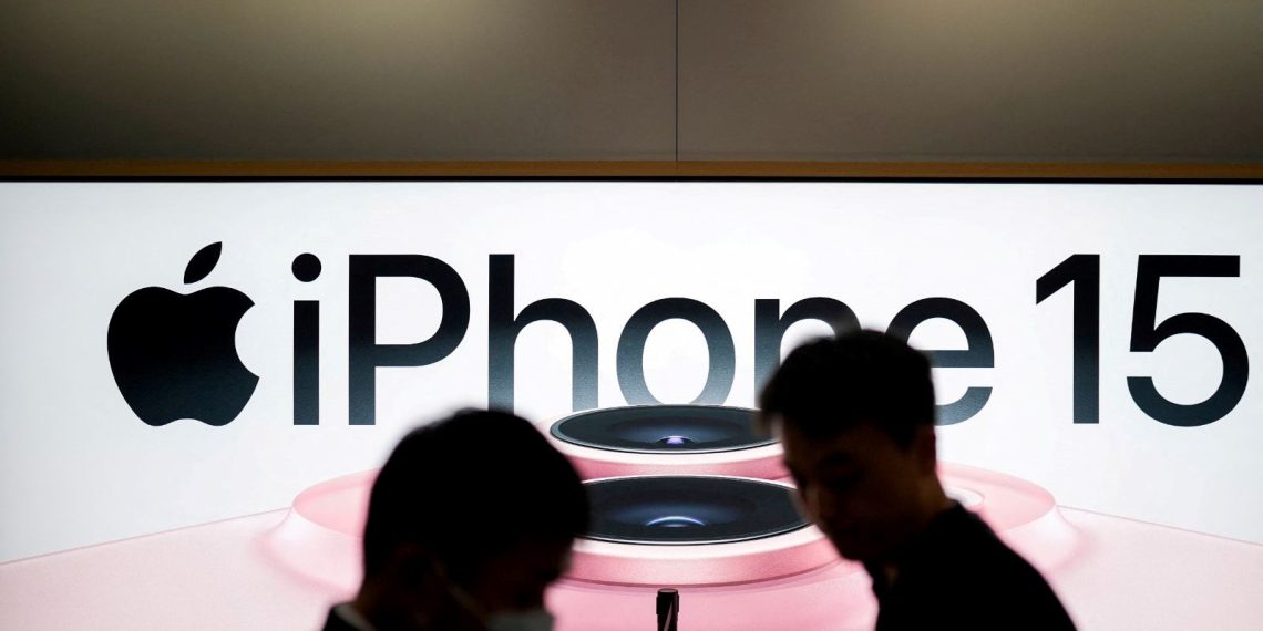iPhone 15 için şikayetler arttı: Wi-Fi temasları kopuyor