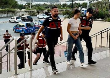 İş insanını silah zoruyla kaçırıp gasbeden 2 kuşkulu tutuklandı