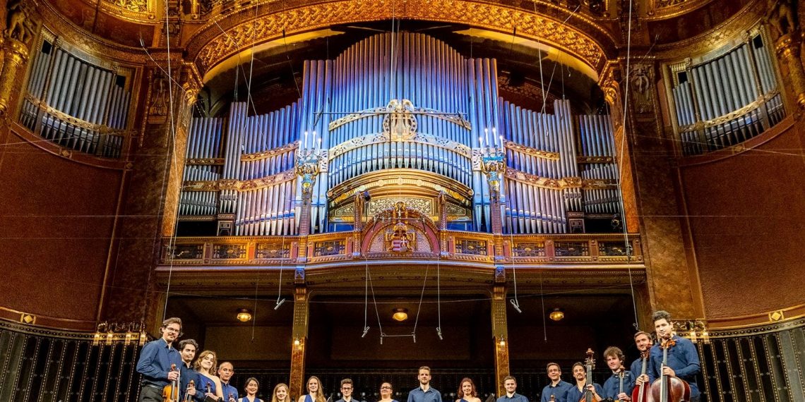 İş Sanat konser dönemini 100. Yıl Gala Konseri ile açıyor (İş Sanat 24. dönem programı)