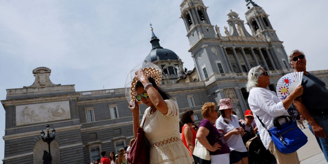 İspanya ekim ayına rekor sıcaklıkla girdi