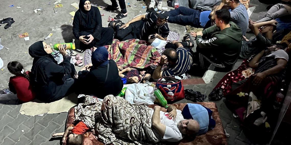 İsrail ataklarından kaçan 35 bin kişi Şifa Hastanesi’ne sığındı