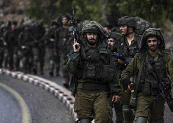 İsrail, Lübnan hududundaki köyleri boşaltıyor