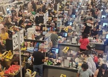 İsrail’de ordu uyardı: Halk marketlere akın etti