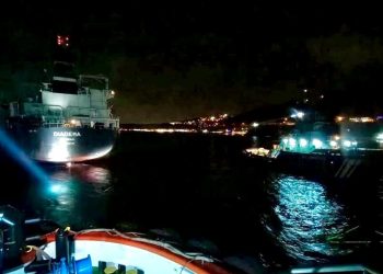 İstanbul Boğazı’nda arızalanan tanker kurtarıldı