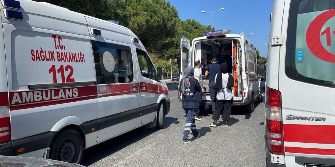 İstanbul’da 6 katlı iş merkezinde yangın paniği