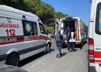 İstanbul’da 6 katlı iş merkezinde yangın paniği