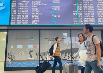 İstanbul’da sağanak hava trafiğini olumsuz etkiledi