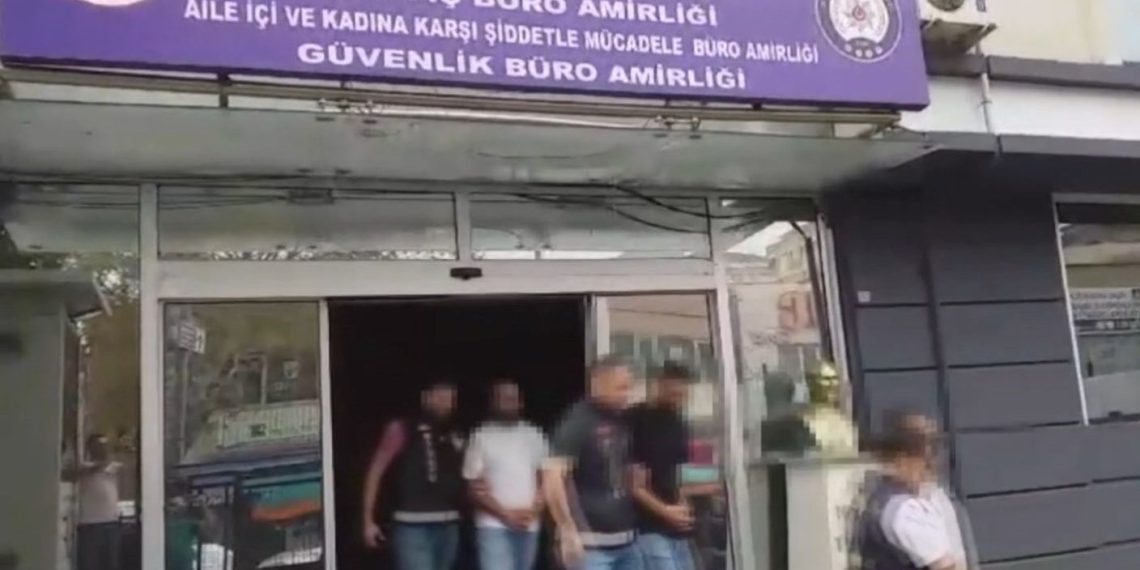 İstanbul’da silah kaçakçılarına operasyon
