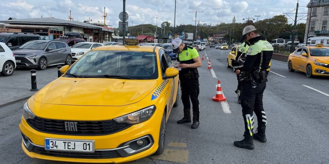 İstanbul’da taksicilere fazla fiyat cezası (Eminönü’nden Şişli’ye 400 lira istedi)