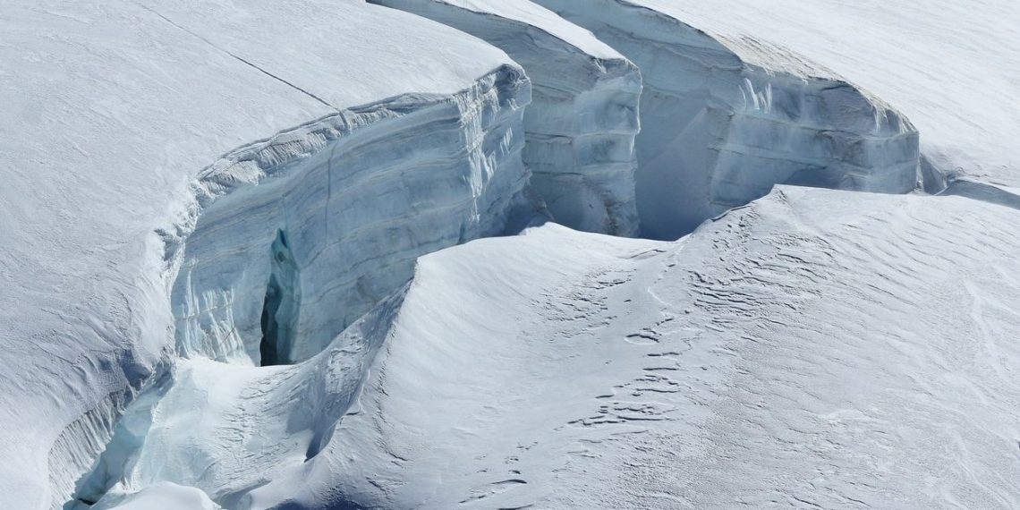 İsviçre’deki buzullar süratle eriyor: Son 2 yılda yüzde 10 azalma