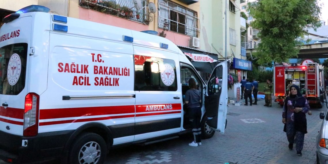 İzmir’de cümbüş yerinde çıkan yangında 1 kişi öldü