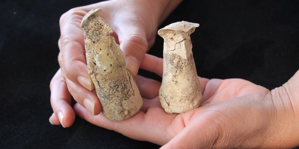 İzmir’deki hafriyatlarda milattan evvel 5 bin 700 yılına ait figürinler bulundu