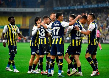 Kasımpaşa-Fenerbahçe maçı ne vakit, saat kaçta ve hangi kanalda? Fenerbahçe 8’de 8 peşinde