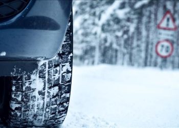 Kış lastiği ne vakit, hangi ayda takılacak? Kış lastiği uygulaması hangi araçlarda mecburî?