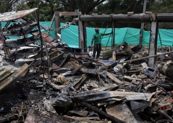 Kolombiya’da polis karakoluna bomba yüklü araçla atak: 1 meyyit, 11 yaralı