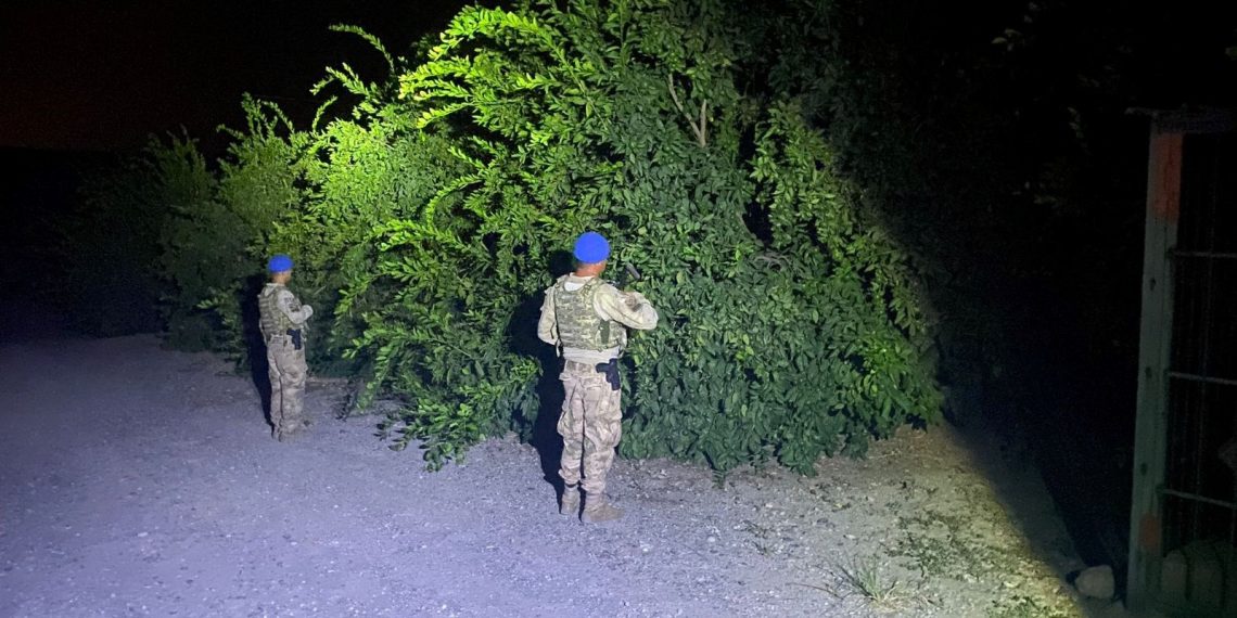 Komandolar portakal nöbetinde