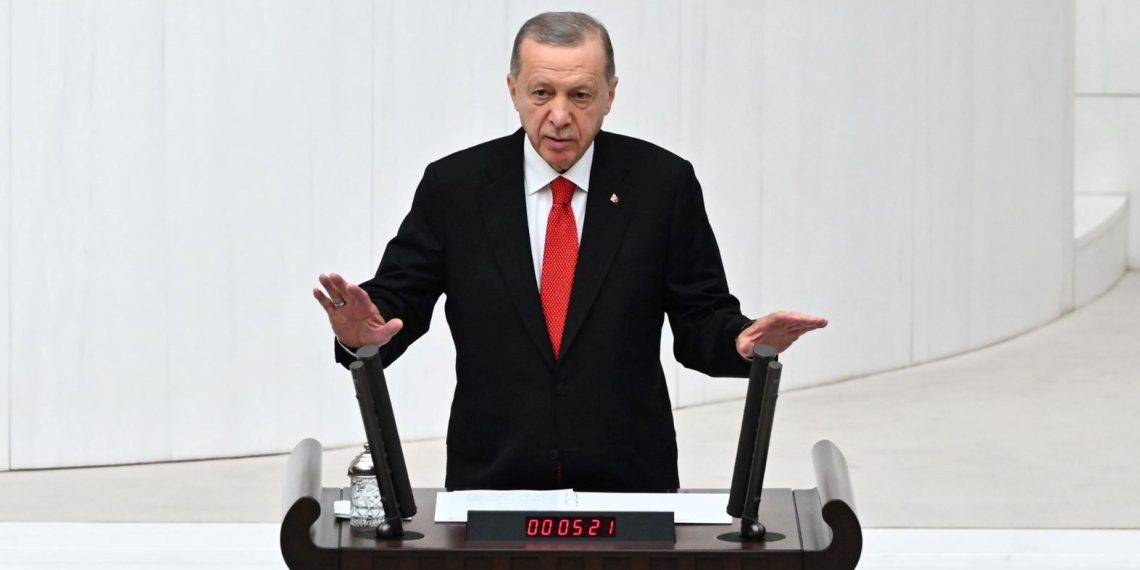 Meclis’te yeni yasama yılı başladı | Cumhurbaşkanı Erdoğan’dan yeni anayasa iletisi